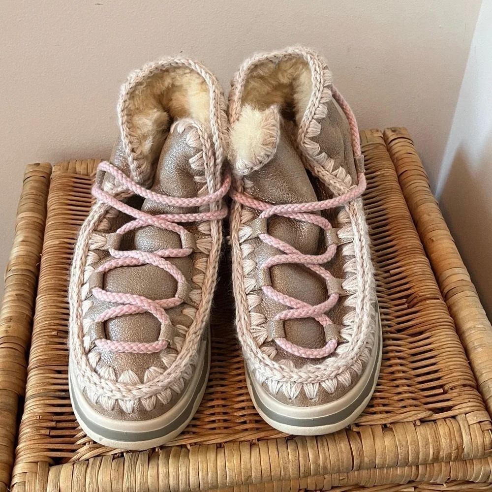 MOU Trainer Scoubidou Lace Size EU 38 or 7 US NWT